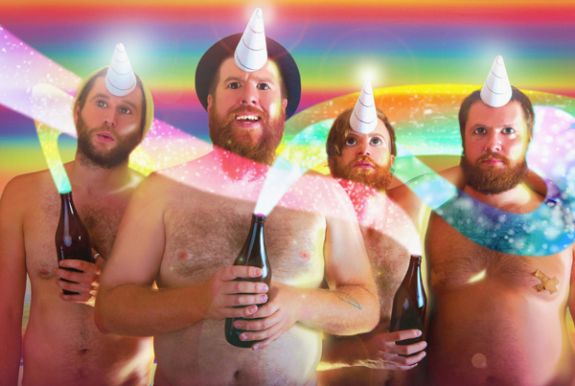 Le groupe de rockeurs Australiens Totally Unicorn demande 14$ pour s'acheter une caisse de son propre vin