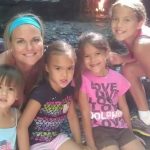 [FAMILLE] Elle adopte les 4 enfants de sa meilleure amie décédée…